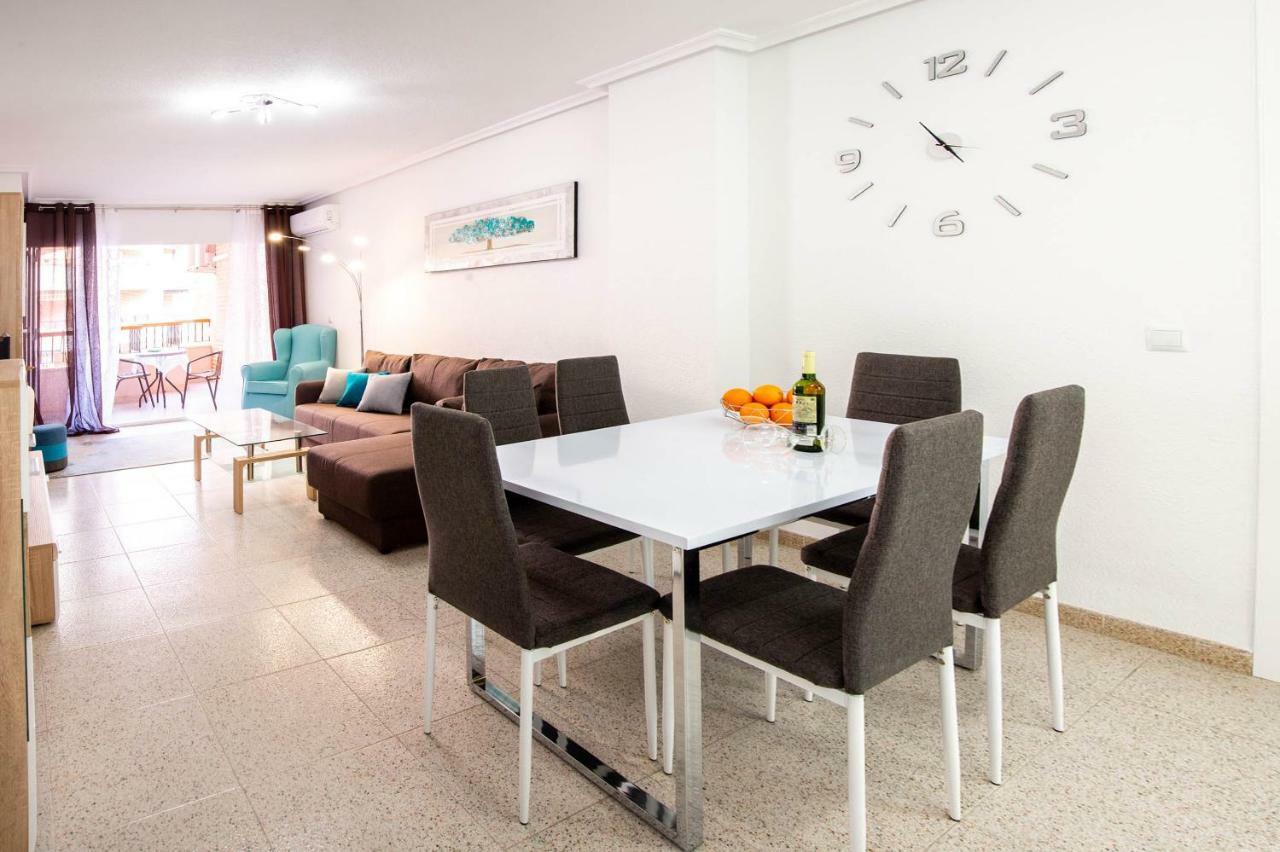 Holiday Royal Suite Concordia Torrevieja Kültér fotó